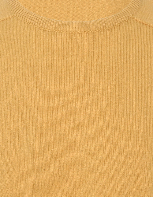 Lambswool round neck sweater | Harvest Gold