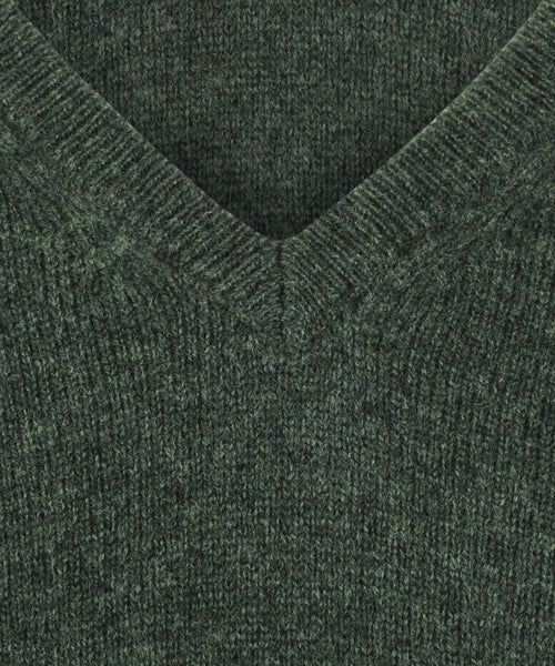 Classic Lambswool v-neck sweater | Green