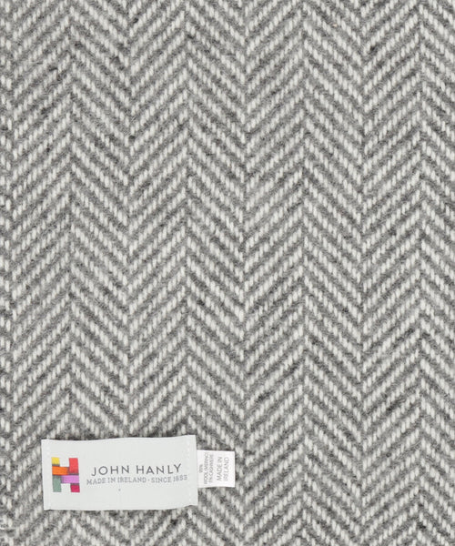 Cashmere Merino Scarf | Gray Herringbone